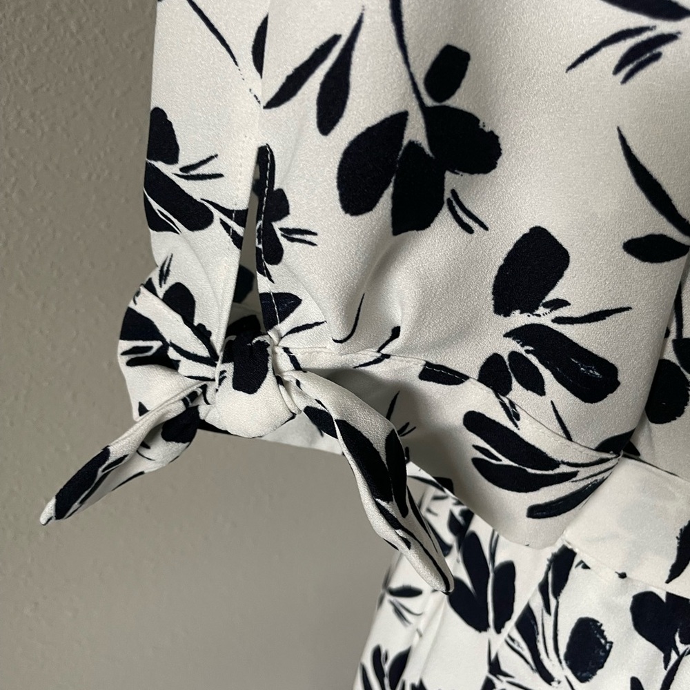 Calvin Klein Black and White Floral Dress - Picture 7 of 14
